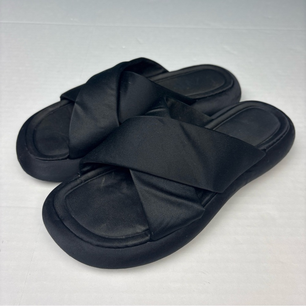 Zara Women Size 37 Slides Sandals Flat Fabric Black Satin Wide Crossed Strap - Picture 1 of 8